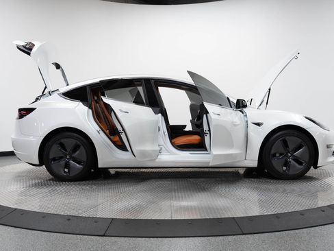 Used 2019 Tesla Model 3 Long Range image 22