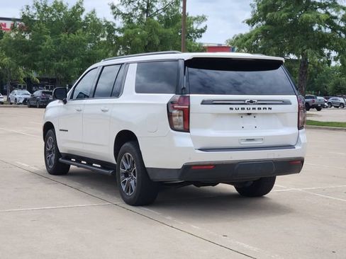 Used 2022 Chevrolet Suburban Z71 w/ Luxury Package AWD/4WD image 8