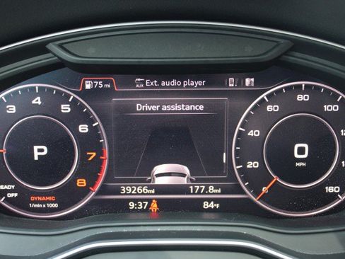 Used 2019 Audi Q5 2.0T Premium Plus w/ Premium Plus Package AWD/4WD image 6