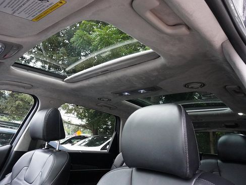 Used 2024 Kia Telluride SX Prestige image 30