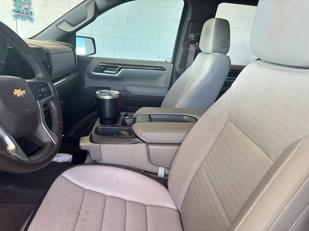 Used 2024 Chevrolet Silverado 1500 LT AWD/4WD image 12