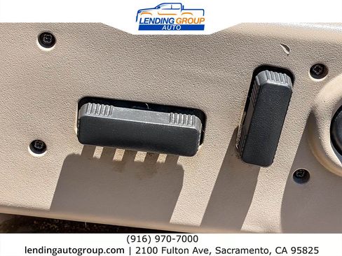 Used 2005 Chevrolet Tahoe Z71 w/ Preferred Equipment Group AWD/4WD image 20