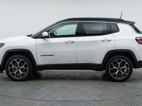 Used 2025 Jeep Compass Limited AWD/4WD image 5