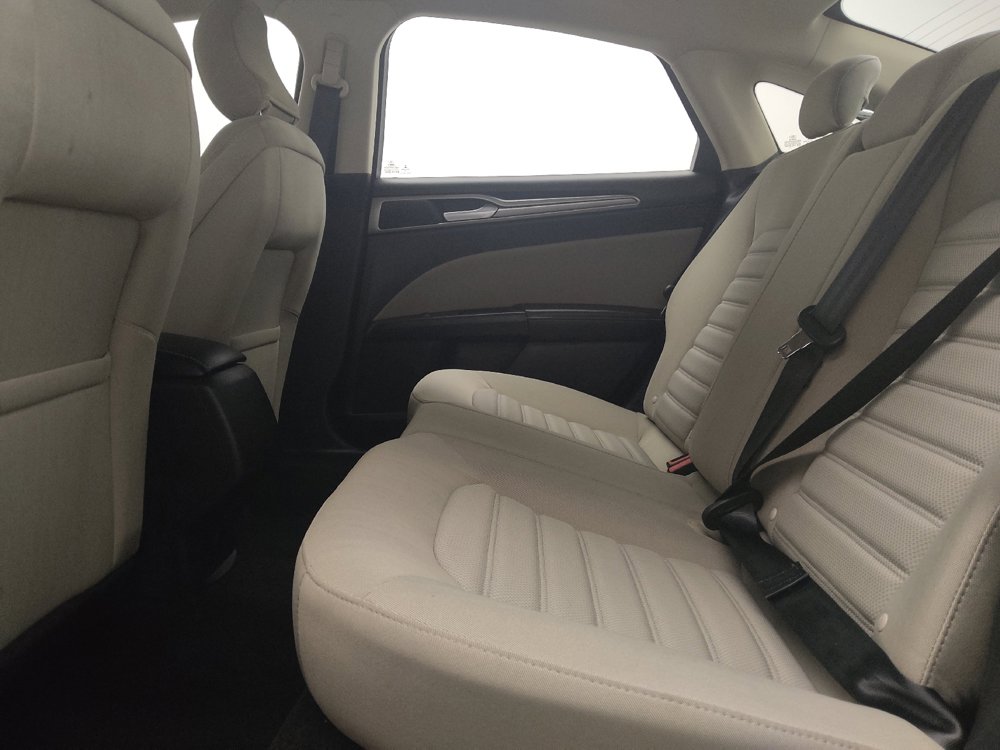 Used 2018 Ford Fusion S FWD image 18