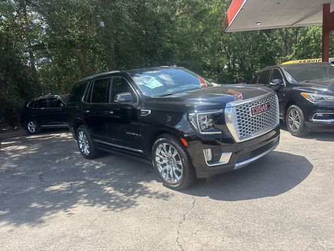 Used 2022 GMC Yukon Denali w/ Denali Ultimate Package AWD/4WD image 4