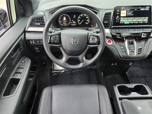 Used 2025 Honda Odyssey Sport-L image 12