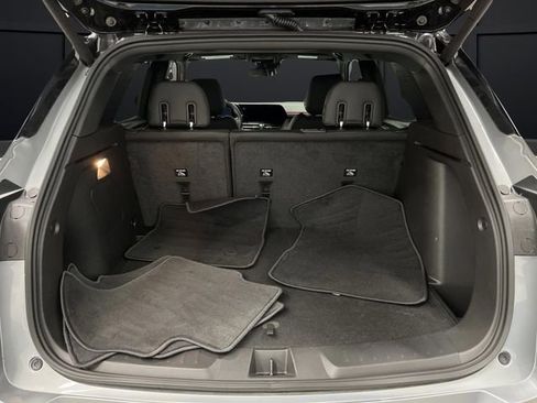 Used 2024 Chevrolet TrailBlazer RS w/ Convenience Package image 14