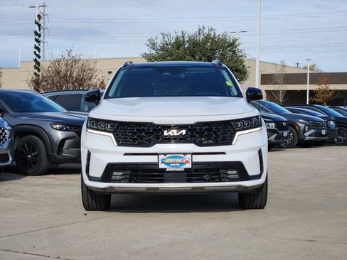 Certified 2023 Kia Sorento SX image 2
