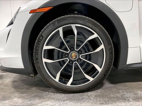 Used 2022 Porsche Taycan 4 Cross Turismo image 11