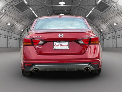 Used 2019 Nissan Altima 2.5 SR w/ SR Premium Package FWD image 6