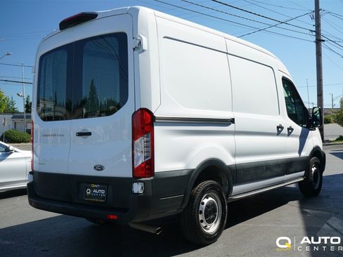 Used 2023 Ford Transit 250 Base image 4