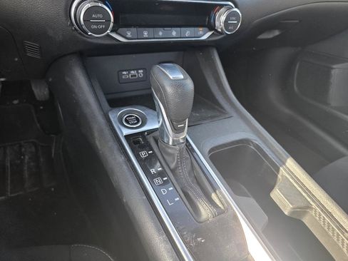 Used 2021 Nissan Sentra SV FWD image 17