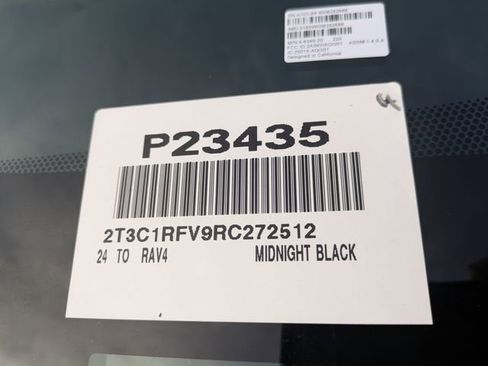 Used 2024 Toyota RAV4 XLE Premium image 36