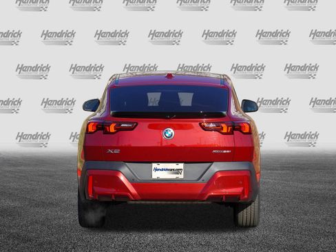 Certified 2025 BMW X2 xDrive28i image 7
