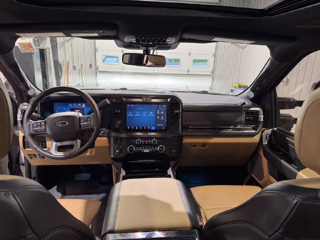 Used 2025 Ford F250 Lariat w/ Lariat Ultimate Package AWD/4WD image 18