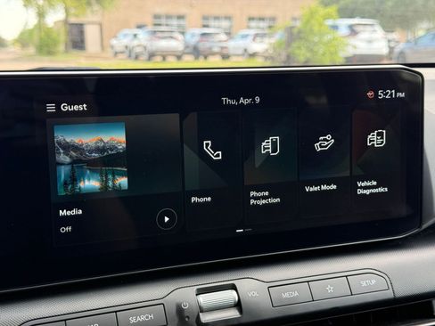 Used 2025 Kia K4 LXS image 21