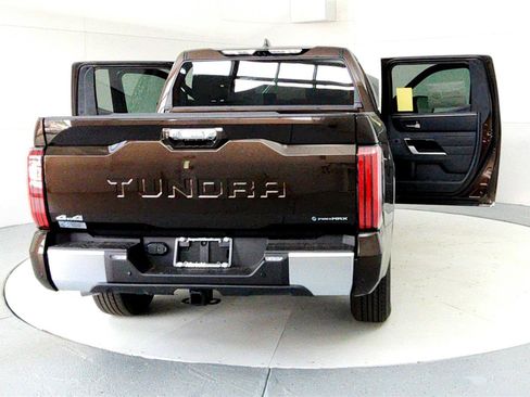 New 2025 Toyota Tundra Limited image 11