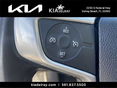 Used 2019 GMC Acadia SLE image 24