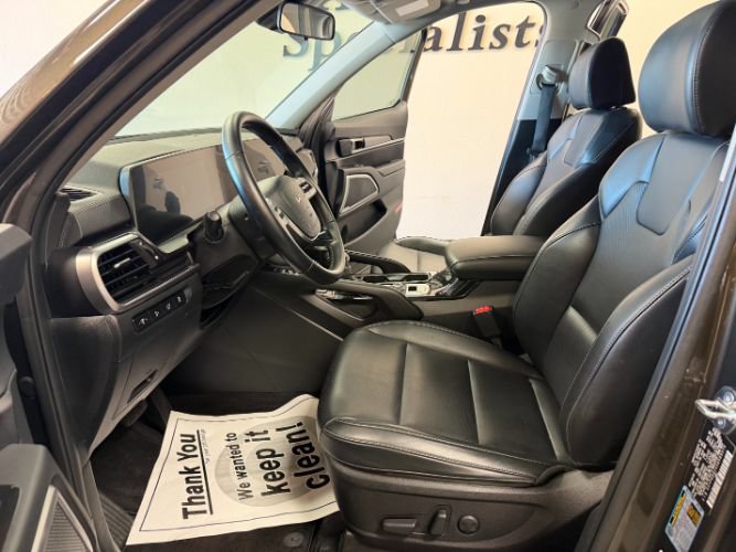 Used 2025 Kia Telluride S AWD/4WD image 12