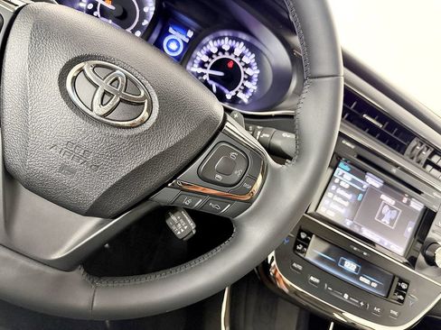 Used 2016 Toyota Avalon Limited FWD image 57