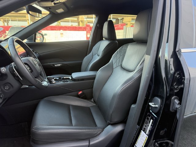 Used 2024 Lexus RX 350 FWD w/ Technology Package image 25