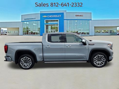 Used 2025 GMC Sierra 1500 Denali Ultimate AWD/4WD image 8