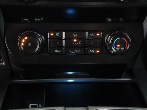 Used 2019 Ford F150 XLT w/ Equipment Group 302A Luxury RWD image 19