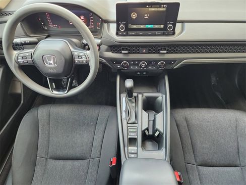 Used 2025 Honda Accord SE image 26