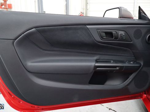 Used 2025 Ford Mustang Dark Horse image 13