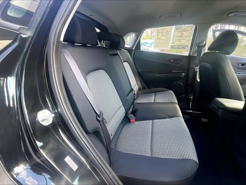 Used 2020 Hyundai Kona SE AWD/4WD image 15
