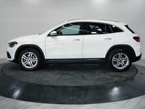 Used 2023 Mercedes-Benz GLA 250 4MATIC image 4