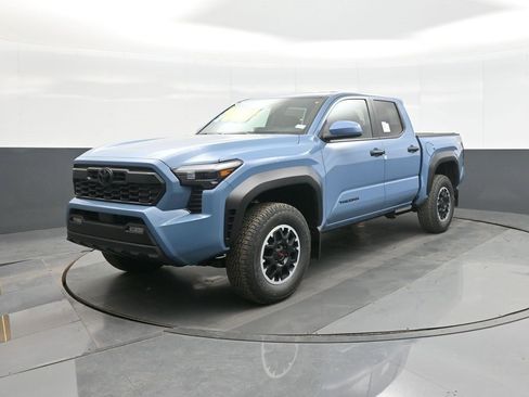 New 2026 Toyota Tacoma TRD Off-Road image 3