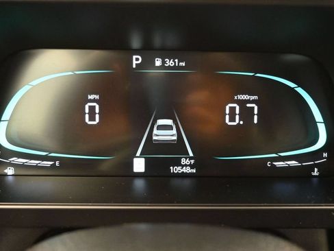 Certified 2025 Hyundai Elantra Sport FWD image 38