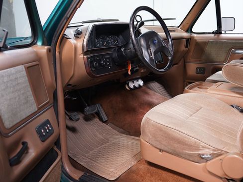 Used 1989 Ford Bronco image 4