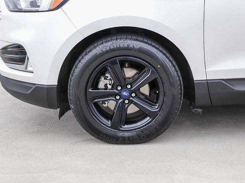 Used 2019 Ford Edge SEL w/ Equipment Group 201A FWD image 11