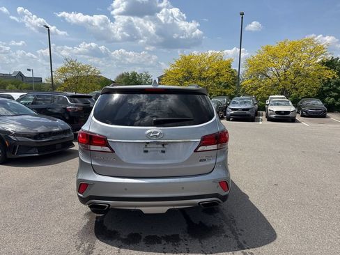 Used 2017 Hyundai Santa Fe Limited AWD/4WD image 36