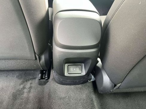 New 2026 Hyundai Elantra Blue FWD image 8