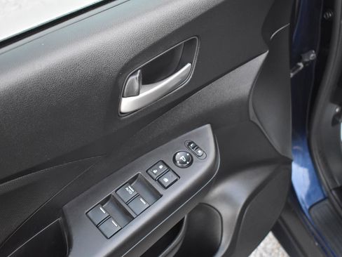 Used 2015 Honda CR-V LX image 17