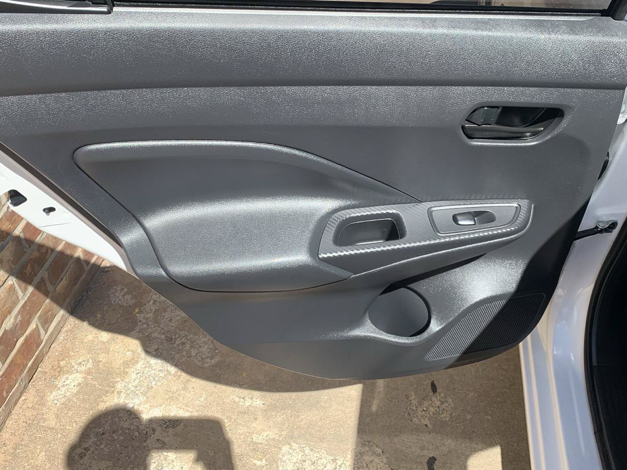 Used 2022 Nissan Versa S FWD image 19