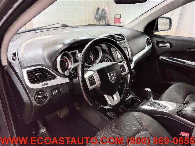 Used 2018 Dodge Journey SE w/ Connectivity Group FWD image 11