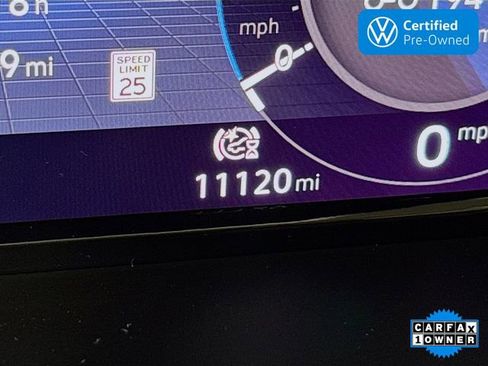 Certified 2025 Volkswagen Atlas SEL Premium R-Line image 12