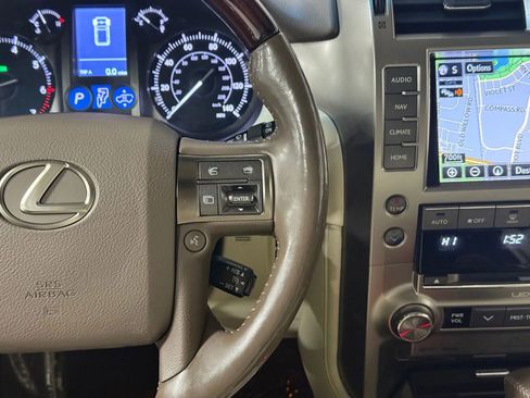Used 2017 Lexus GX 460 Luxury image 26