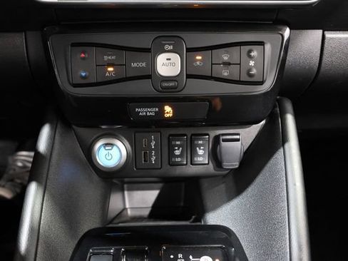 Certified 2025 Nissan Leaf SV Plus FWD image 23
