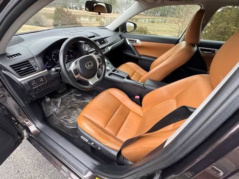 Used 2012 Lexus CT 200h Premium image 15