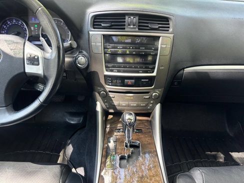 Used 2013 Lexus IS 250 AWD w/ Premium Pkg image 18