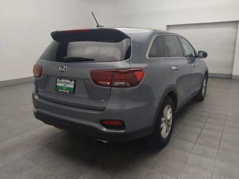 Used 2020 Kia Sorento LX image 9