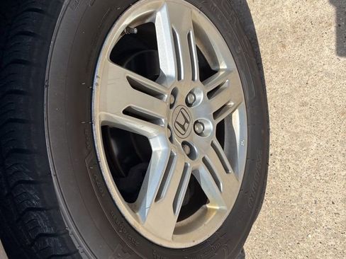 Used 2011 Honda Odyssey Touring Elite image 9