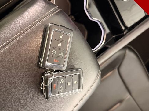 Used 2023 Jeep Grand Cherokee L Limited image 17