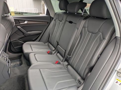 Used 2025 Audi Q5 2.0T Premium Plus w/ Premium Plus Package AWD/4WD image 30