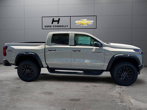 New 2026 Chevrolet Colorado Trail Boss AWD/4WD image 6